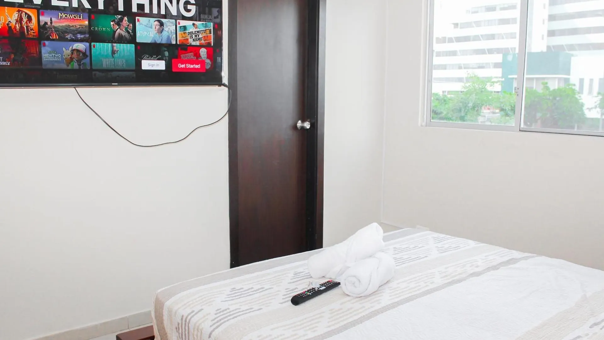 아파트 Departamento 3 Habitaciones, Vista Al Rio, Piscina, 3 Camas 과야킬 에콰도르