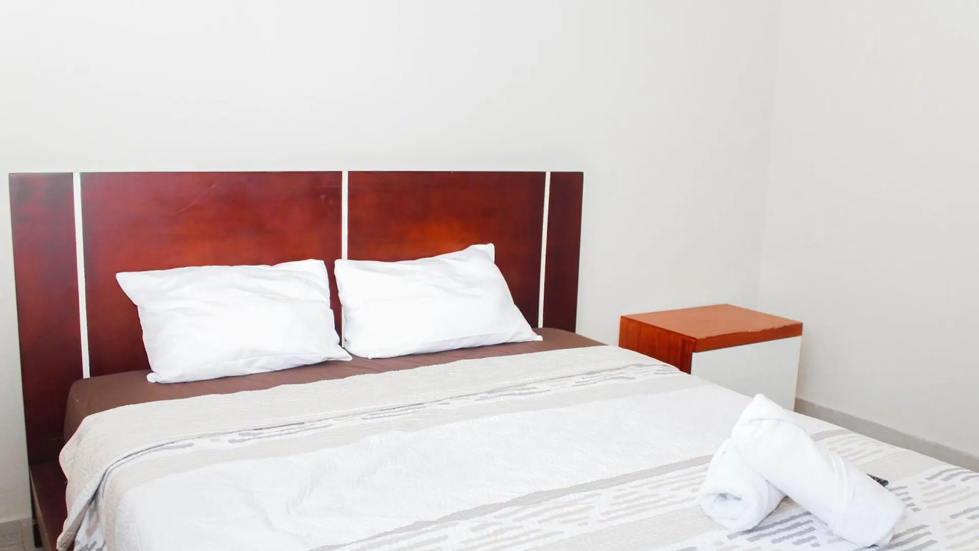 Departamento 3 Habitaciones, Vista Al Rio, Piscina, 3 Camas 과야킬 아파트