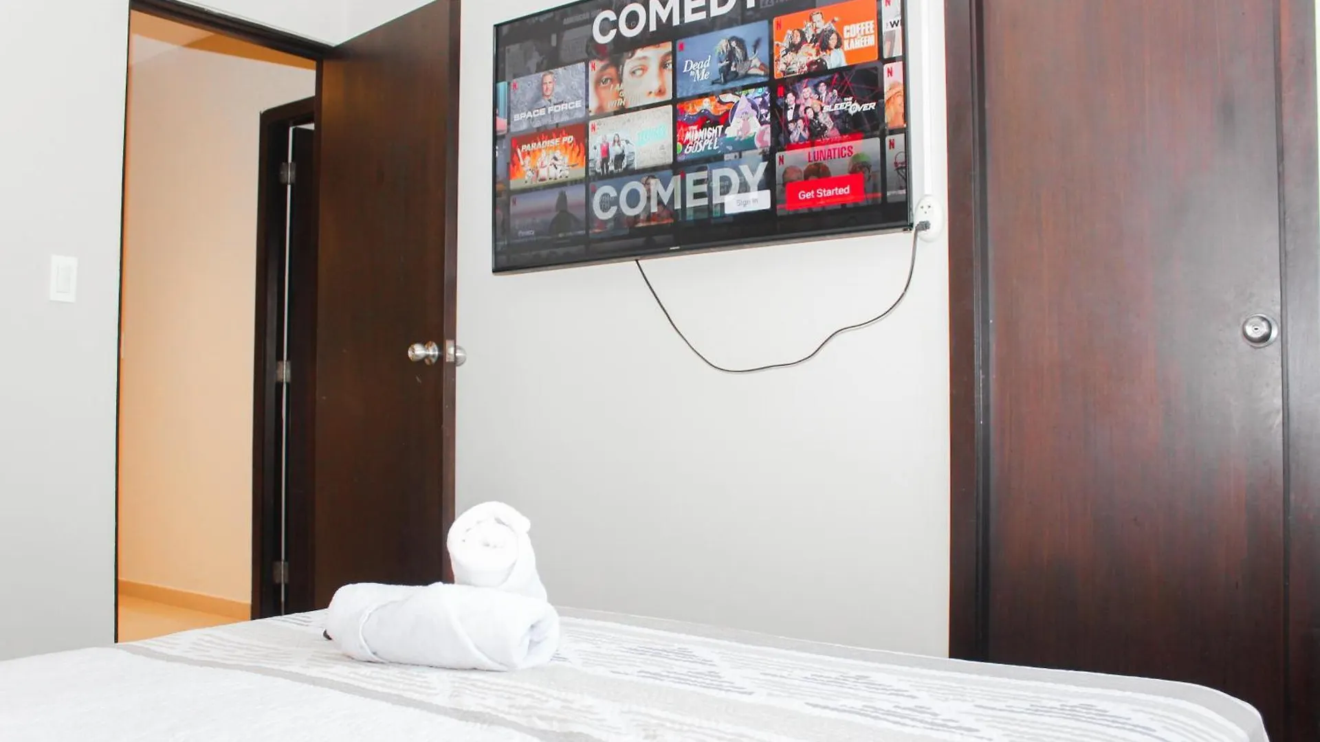 아파트 Departamento 3 Habitaciones, Vista Al Rio, Piscina, 3 Camas 과야킬