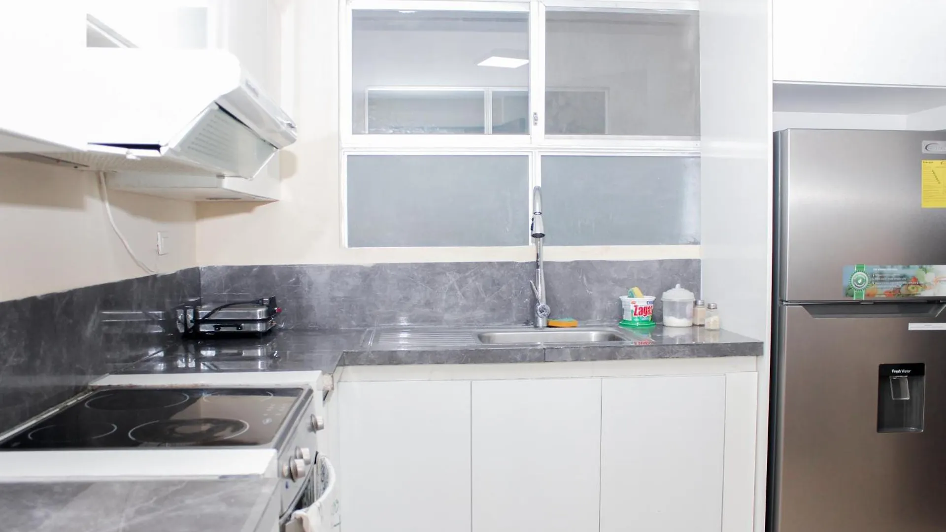 아파트 Departamento 3 Habitaciones, Vista Al Rio, Piscina, 3 Camas 과야킬