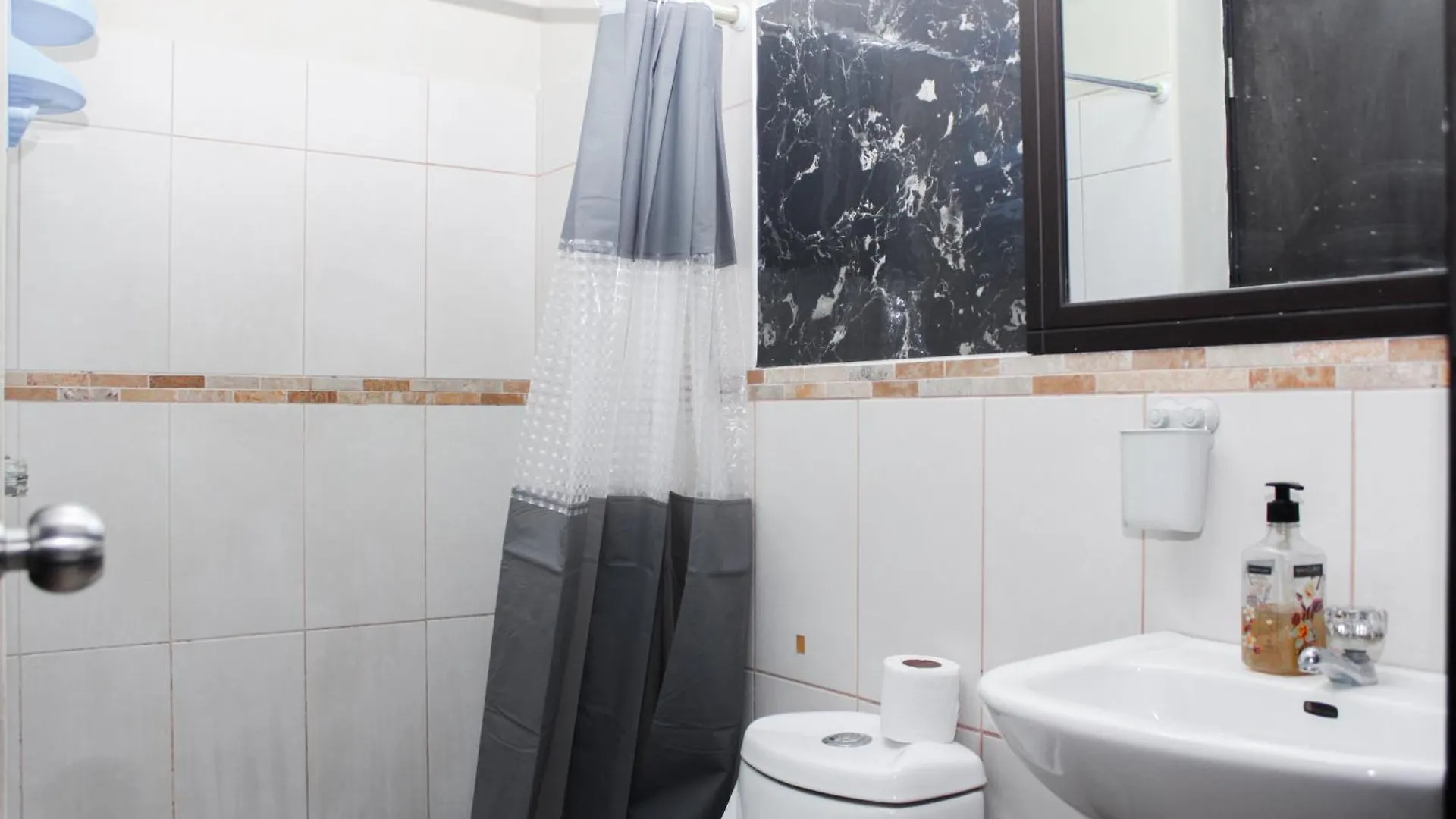 Departamento 3 Habitaciones, Vista Al Rio, Piscina, 3 Camas Guayaquil 0*,  Ecuador