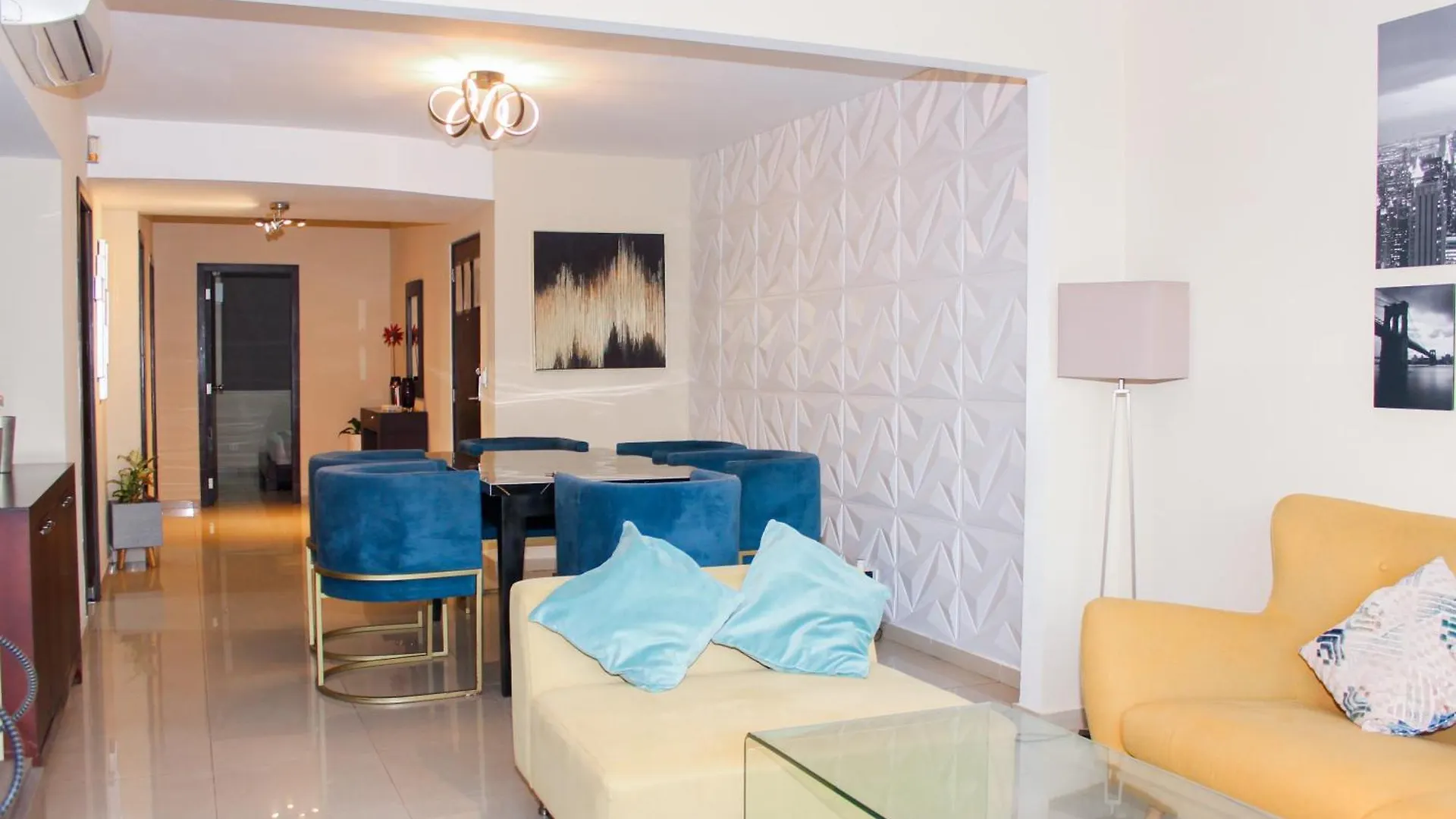 Apartment Departamento 3 Habitaciones, Vista Al Rio, Piscina, 3 Camas Guayaquil Ecuador